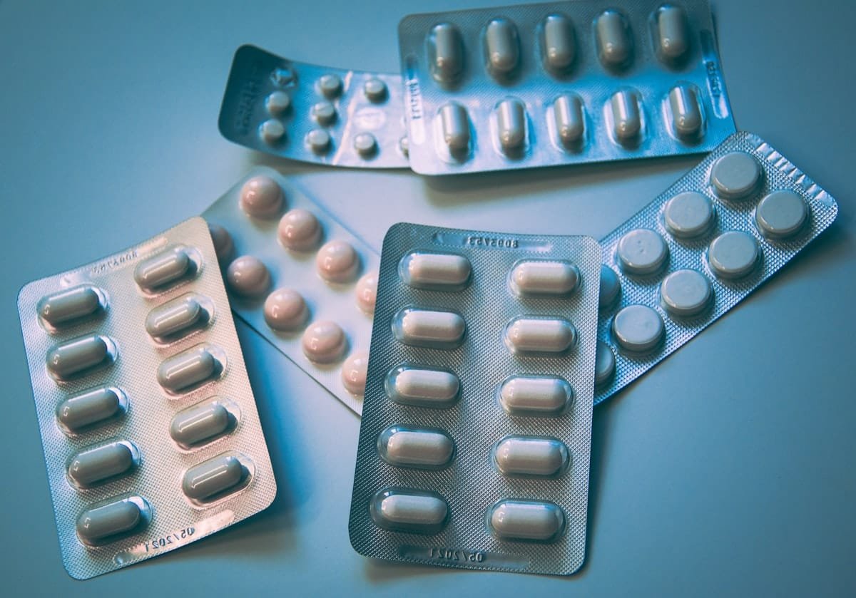 علاج الاكتئاب الحاد المقاوم للأدوية وجلسات العلاج النفسي CBT المتقدمة   مركز أجيال المستقبل 3 للطب النفسي وعلاج الإدمان